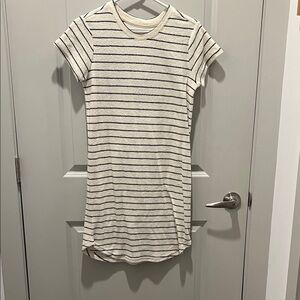 VICI NWT Thread & Supply Cream and Navy Terry Knit Casual Mini Dress